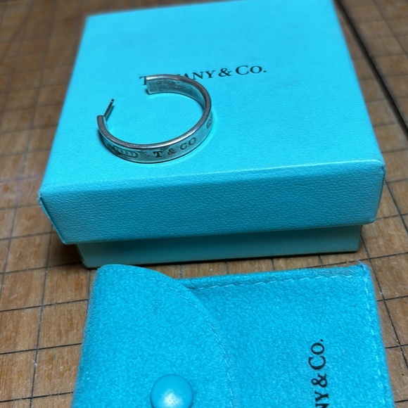 Tiffany & Co. 1837 Hoop Earring 925 Sterling Silver Single Replacement EVC 2003 - Picture 3 of 17